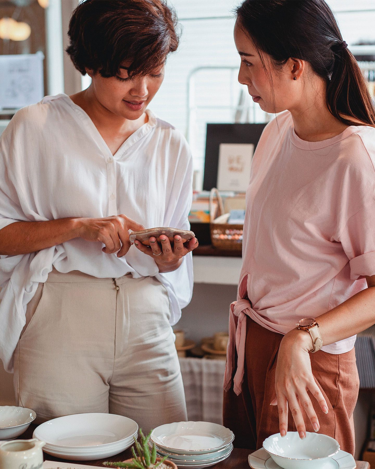 pexels-sam-lion-5710143_1440x1800